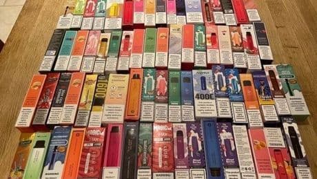 Lanarkshire residents urged to help shut down supplies of illegal vapes across region