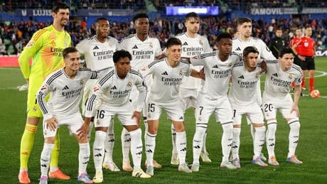 Real Madrid'den şaşırtan hamle! Yıldız futbolcuya '2 haftalık' yeni sözleşme