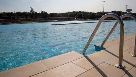 Muere ahogada una niña de 2 años en una piscina de Alicante
