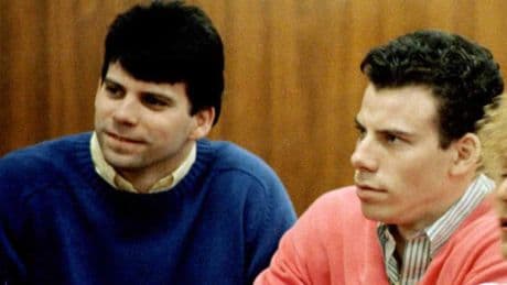 Tot levenslang veroordeelde Erik Menendez (54) opgenomen in ziekenhuis na ’ernstige aandoening’
