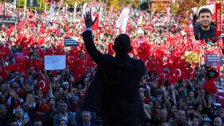 CHP lideri Özel, kurmaylarıyla son operasyonları konuştu: ‘Sahadan çekilmeyeceğiz’