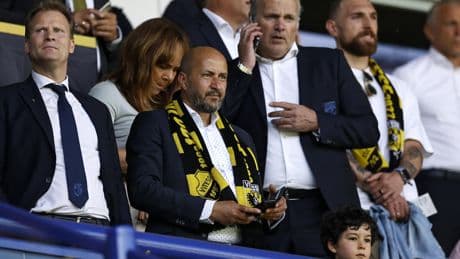 Arnhemse burgemeester Ahmed Marcouch noemt verlies licentie Vitesse onvoorstelbaar