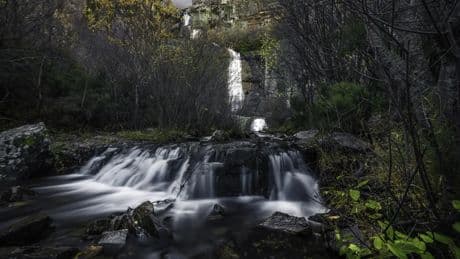 La ruta de senderismo a unas impresionantes cascadas de 120 metros de altura en Guadalajara