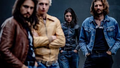 Ellie Rowsell van rockband Wolf Alice heeft het wel een beetje gehad met de donkere rock. ‘Ik wil niet meer leunen op shockeffect’