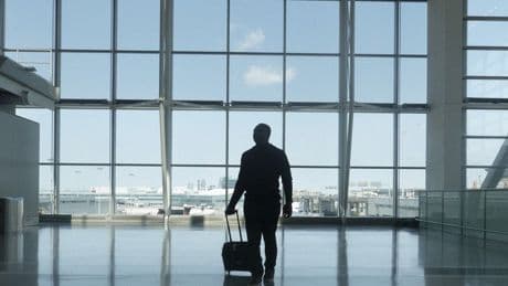 Ottawa-imposed 'airport rent' is driving up cost of plane tickets, think tank finds