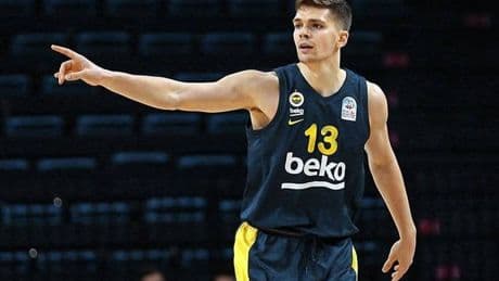 Fenerbahçe'den Biberoviç ile yeni sözleşme