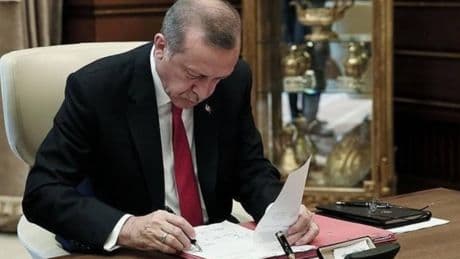 Erdoğan imzaladı, 4 üniversitede 14 fakülte ve enstitü kapatıldı