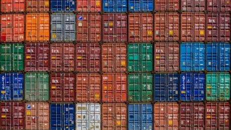 Le déficit commercial se creuse en avril à 7,4 milliards d'euros