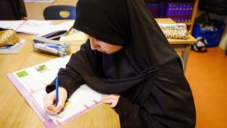 ’Waken voor invloed Moslimbroederschap via Nederlandse scholen’