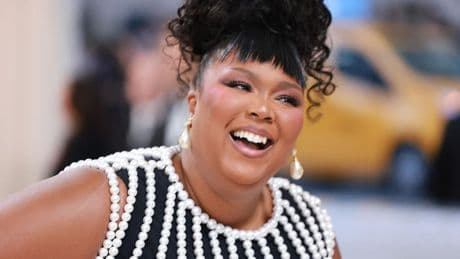 Lizzo’s ‘Face Hurts From Smiling’ On New Mixtape