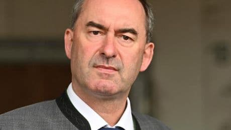 „Wir schmieren industriepolitisch ab, wenn wir nicht endlich die Ärmel hochkrempeln“
