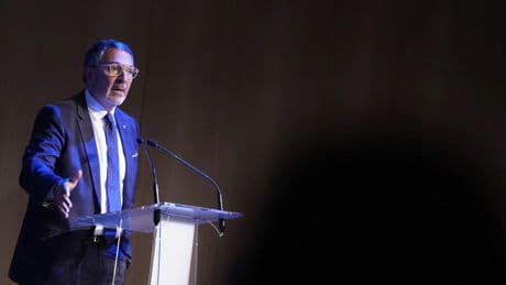 La Generalitat llama a las empresas catalanas a diversificar ante el "chantaje" de Trump con los aranceles