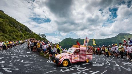 Cochonou, la marque qui s’est forgé une identité grâce au Tour de France