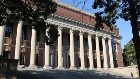 Bildung: US-Richterin bremst Trumps Harvard-Pläne aus