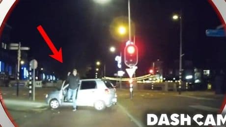 Verkeersaso zoekt ruzie: 'Rij door gek!'