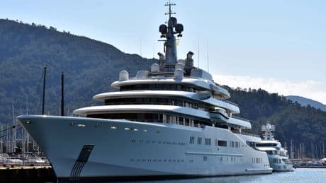 A Russian oligarch's superyacht is finally on the move