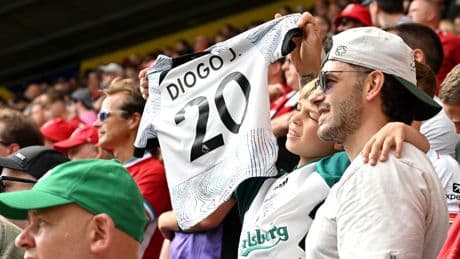 Liverpool: Paul Heckingbottom proud as Preston help commemorate Diogo Jota with emotional pre-season tributes