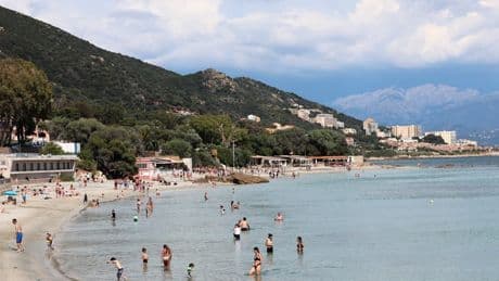 Canicule: les températures de surface de la mer Méditerranée sont supérieures de 5°C par rapport à la normale