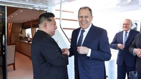 Corée du Nord : le chef de la diplomatie russe reçu par Kim Jong-un