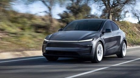 Tesla bugün satış yapacak mı? Fiyat değişmedi, alıcılar bekliyor
