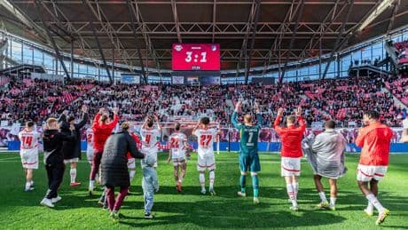 Abseits des Platzes - Neuer Millionen-Deal für RB Leipzig