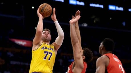 Tiembla la NBA: los Lakers siguen en estado de gracia y se aseguran el tercer puesto del Oeste