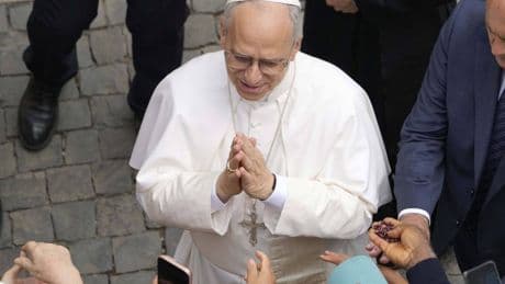 "Non rassegnarsi al prevalere della logica del conflitto". All'Angelus Papa Leone cita anche Dante