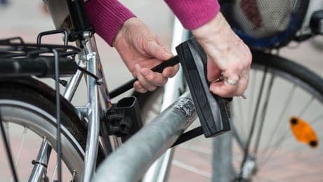 Hochwertige Räder gestohlen: Polizei: Serie von Fahrrad-Diebstählen in Kiel aufgeklärt