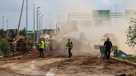 Huthi-Miliz: Israel kündigt nach Huthi-Angriff auf Flughafen Vergeltung an
