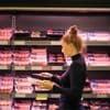 Boodschappen in jaar tijd vijf procent duurder geworden: vooral chocolade en rundsvlees springen eruit