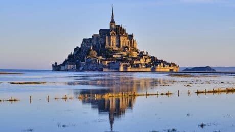 The beautiful European island that ‘disappears’ underwater twice a day
