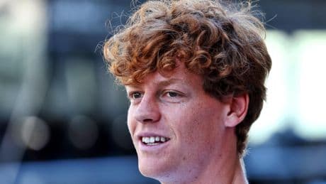 Tennis : à dix jours de son retour à la compétition, Jannik Sinner lance sa fondation