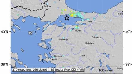 Forte terremoto 6.2 in mare a largo di Istanbul