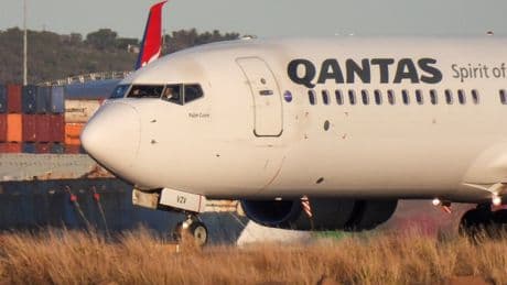 Qantas proposes beard ban for pilots over safety concerns