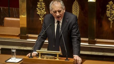 Bayrou afirma ante una comisión parlamentaria que ignoraba los abusos sexuales en un colegio
