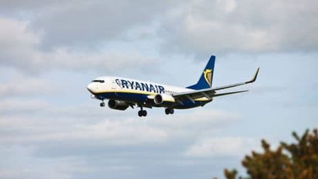 Ryanair passengers urged to follow simple hand luggage packing method