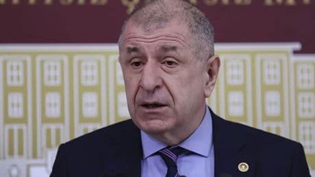 Ümit Özdağ'ın MİT mensuplarının kimliklerini ifşa ettiği gerekçesiyle yargılanmasına başlandı