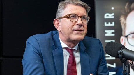 Kulturstaatsminister warnt - Weimer sieht Judenhass „wie in den 30ern“