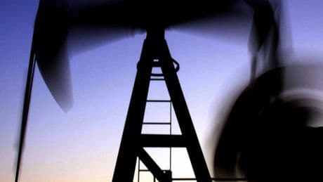 "Küresel petrol piyasaları rekor arz fazlasıyla karşı karşıya"