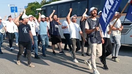 GM Teknik Cam’da grev kırıcılığı: Patron yasaları çiğniyor, grevi fiilen kırıyor