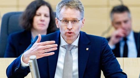 Extremismus: Günther dringt auf AfD-Verbotsverfahren