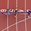 Sensatie op marathon bij WK: Tanzaniaan Simbu wint met 0,03 seconde verschil
