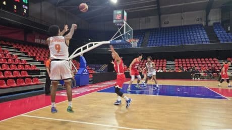 Nederland achter gesloten deuren voorbij China in Game 2
