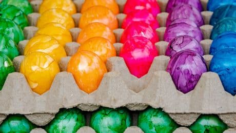Gefärbte Ostereier: Warum Sie auf diesen praktischen Trick besser verzichten sollten