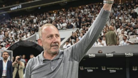 Beşiktaş'ta Sergen Yalçın etkisi