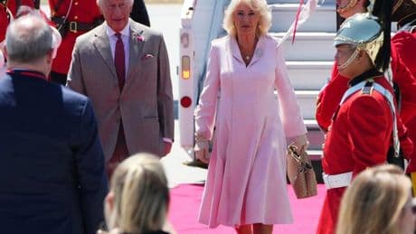 US-Präsident liebäugelt mit „51. Staat“: Charles und Camilla in Kanada angekommen – spricht er über Trump?