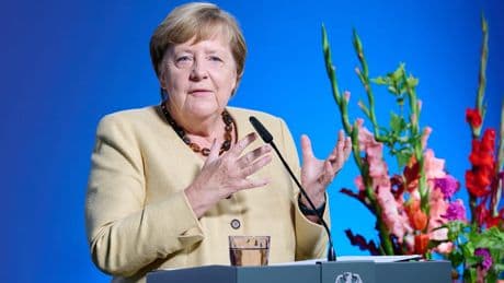 KI macht’s möglich - Merkel ehrt vergessene Forscherinnen