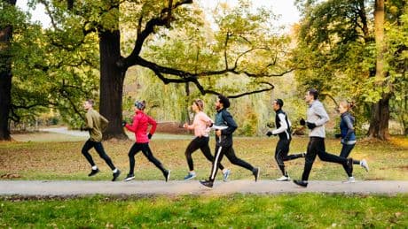 Nur am Wochenende Sport? Studie zeigt, ob das wirklich reicht
