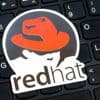 Noch mehr KI: RHEL und OpenShift bekommen KI-Assistenz mit "Lightspeed"