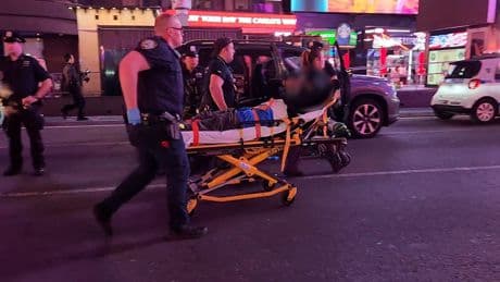 Drei Verletzte - Schüsse nach Streit am Times Square